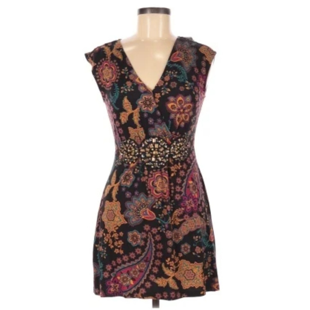 Yellow & Black Vneck Paisley Sleeveless Top Size Small
